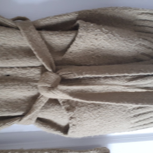 Women's Cardigan - Picture 3 of 8
